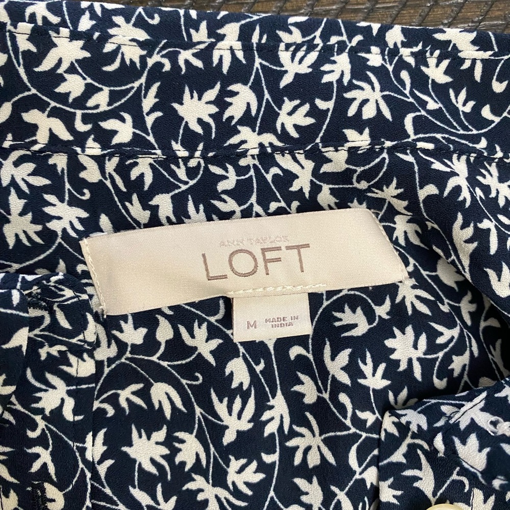 Size medium Loft Button up. - Picture 3 of 4